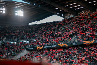 开云体育APP下载-体育场馆篮球租赁平台上线便利市民参与夜间训练，篮球场出租收费标准